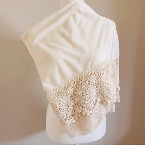 🌻 World Market Beige Scarf